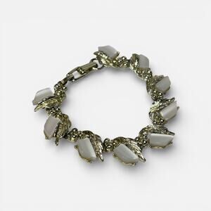 Vintage Gold Tone Leaf Bracelet Milky White Cabochon Lucite Statement 7.5”